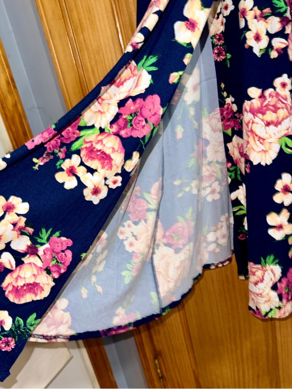 NWT Caution To The Wind Women’s Navy Sleeveless Floral Wrap Maxi Dress-S - Picture 7 of 12